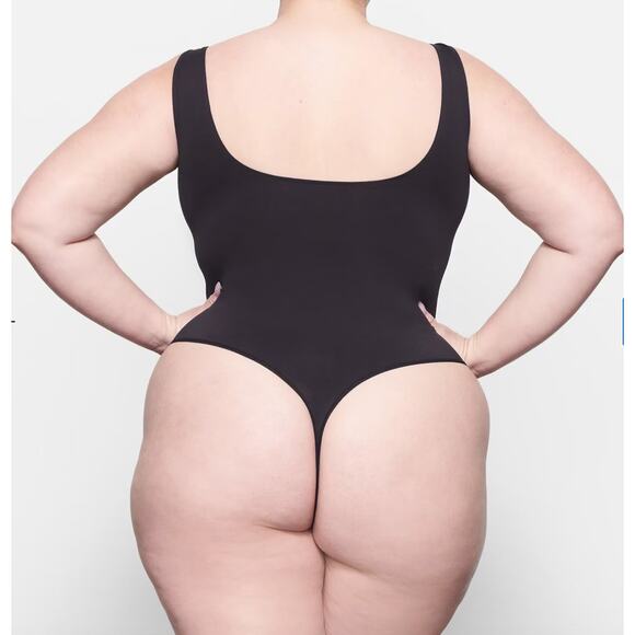 NWT SKIMS Soft Smoothing Seamless THONG BODYSUIT Color Sienna Size 2X - Picture 8 of 8